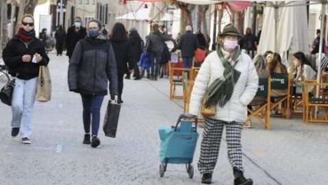 Los menorquines disfrutarán a partir del martes del nivel 2 de alerta sanitaria. Los menorquines disfrutarán a partir del martes del nivel 2 de alerta sanitaria.