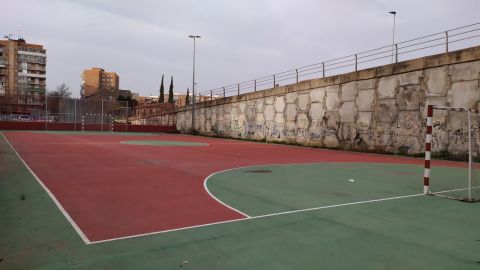Zona deportiva Calle Escudo Alcal&aacute; de Henares