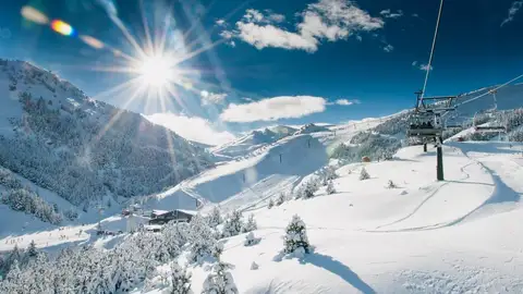 El sector de la nieve afronta las consecuencias del parón del coronavirus El sector de la nieve afronta las consecuencias del parón del coronavirus