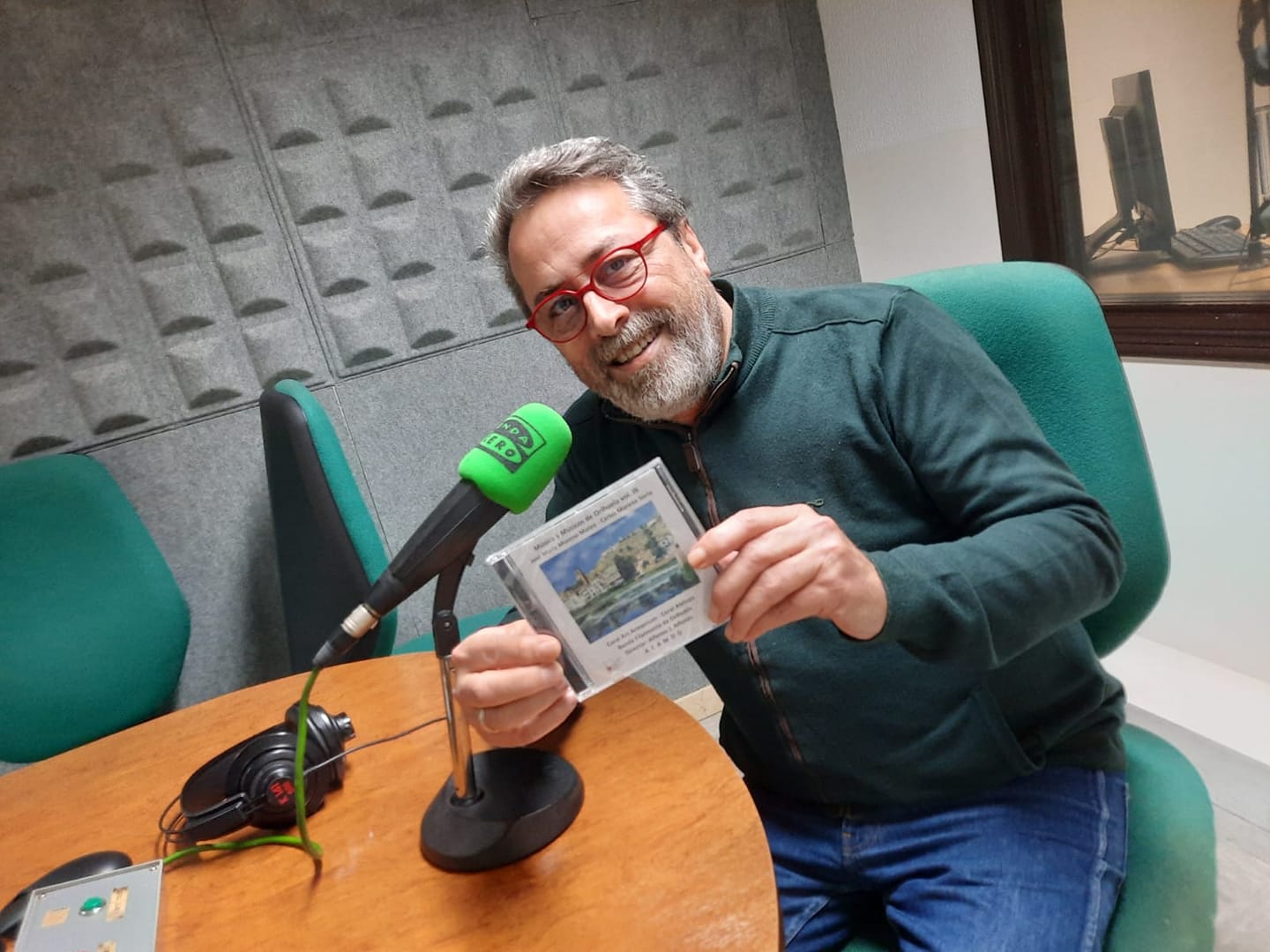 Alfonso Alfonso, Presidente y Director de ACAMDO, nos cuenta los detalles de una cuidada grabación Alfonso Alfonso, Presidente y Director de ACAMDO, nos cuenta los detalles de una cuidada grabación