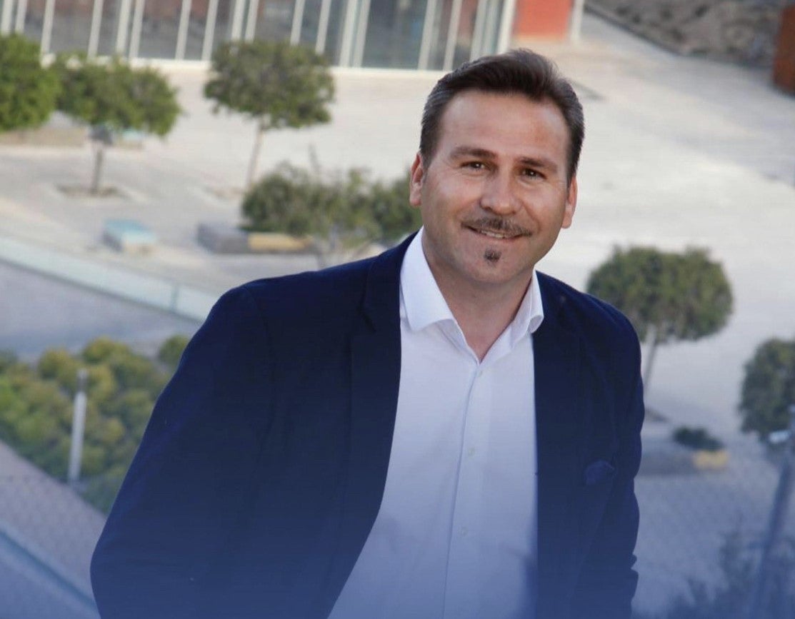 Alejandro Morant habla en Más de uno Alicante de las ayudas que ha dispuesto la Diputación destinadas a los sectores más afectados por la crisis del coronavirus Alejandro Morant habla en Más de uno Alicante de las ayudas que ha dispuesto la Diputación destinadas a los sectores más afectados por la crisis del coronavirus