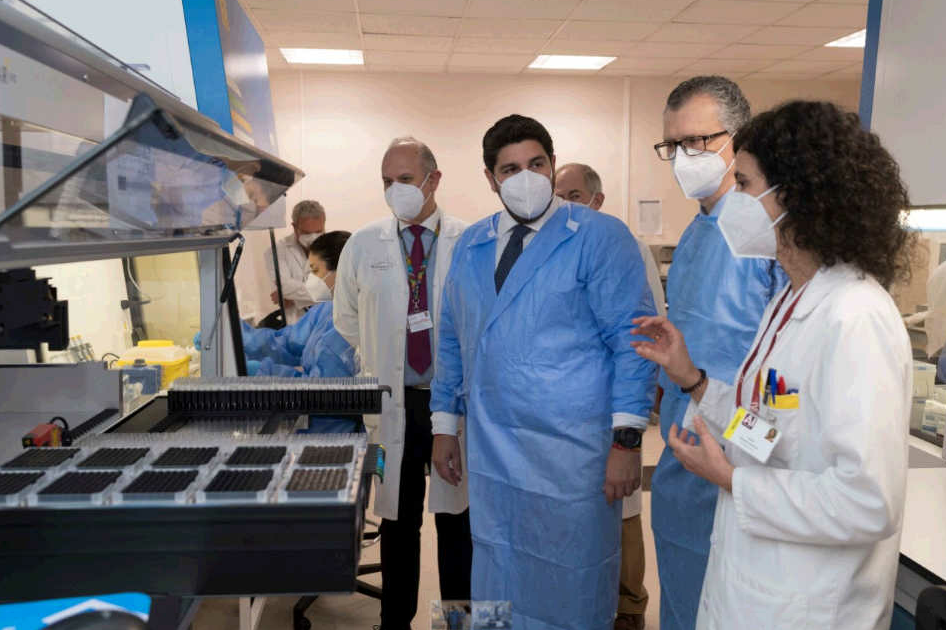 La Región de Murcia ya dispone del sistema que permitirá realizar 6.000 PCR en un solo día La Región de Murcia ya dispone del sistema que permitirá realizar 6.000 PCR en un solo día