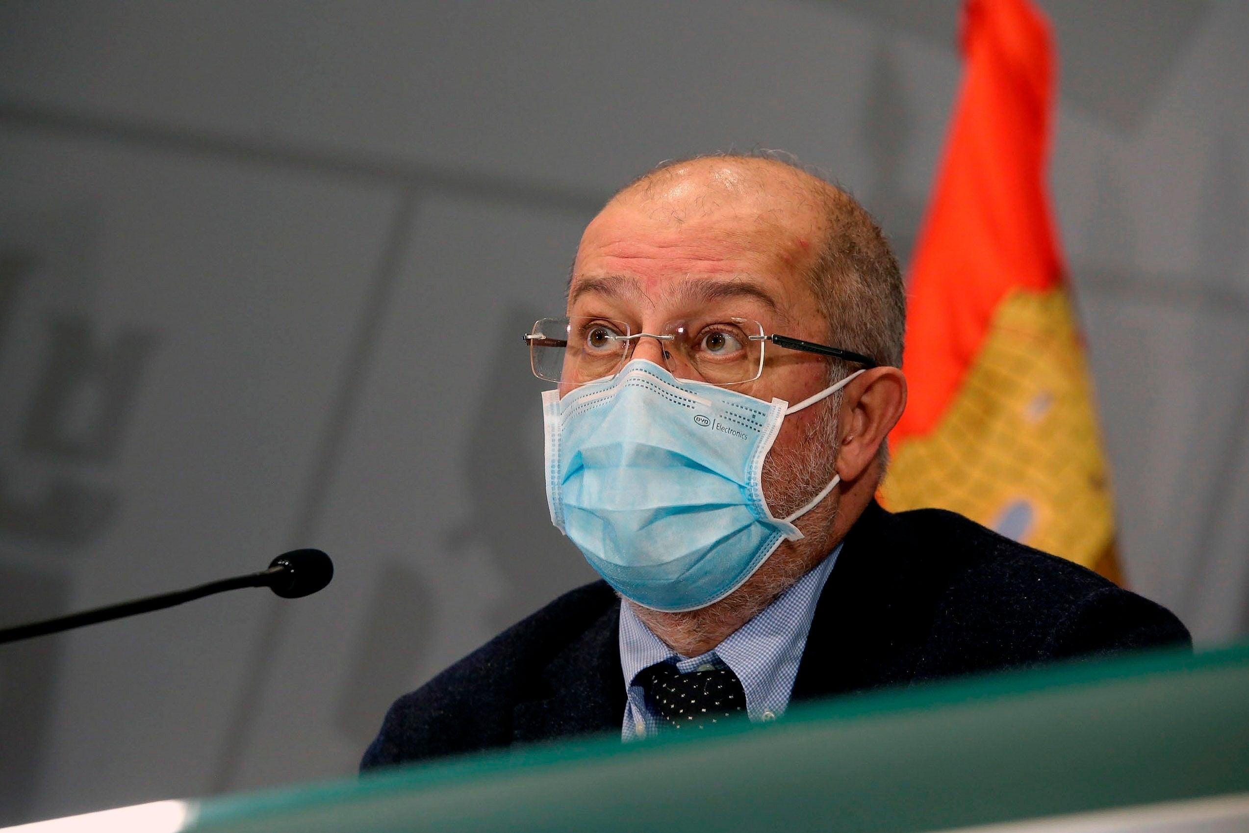 La Junta publicará mañana el acuerdo por el que el próximo lunes 8 podrán abrir el interior de bares, centros comerciales y gimnasios La Junta publicará mañana el acuerdo por el que el próximo lunes 8 podrán abrir el interior de bares, centros comerciales y gimnasios
