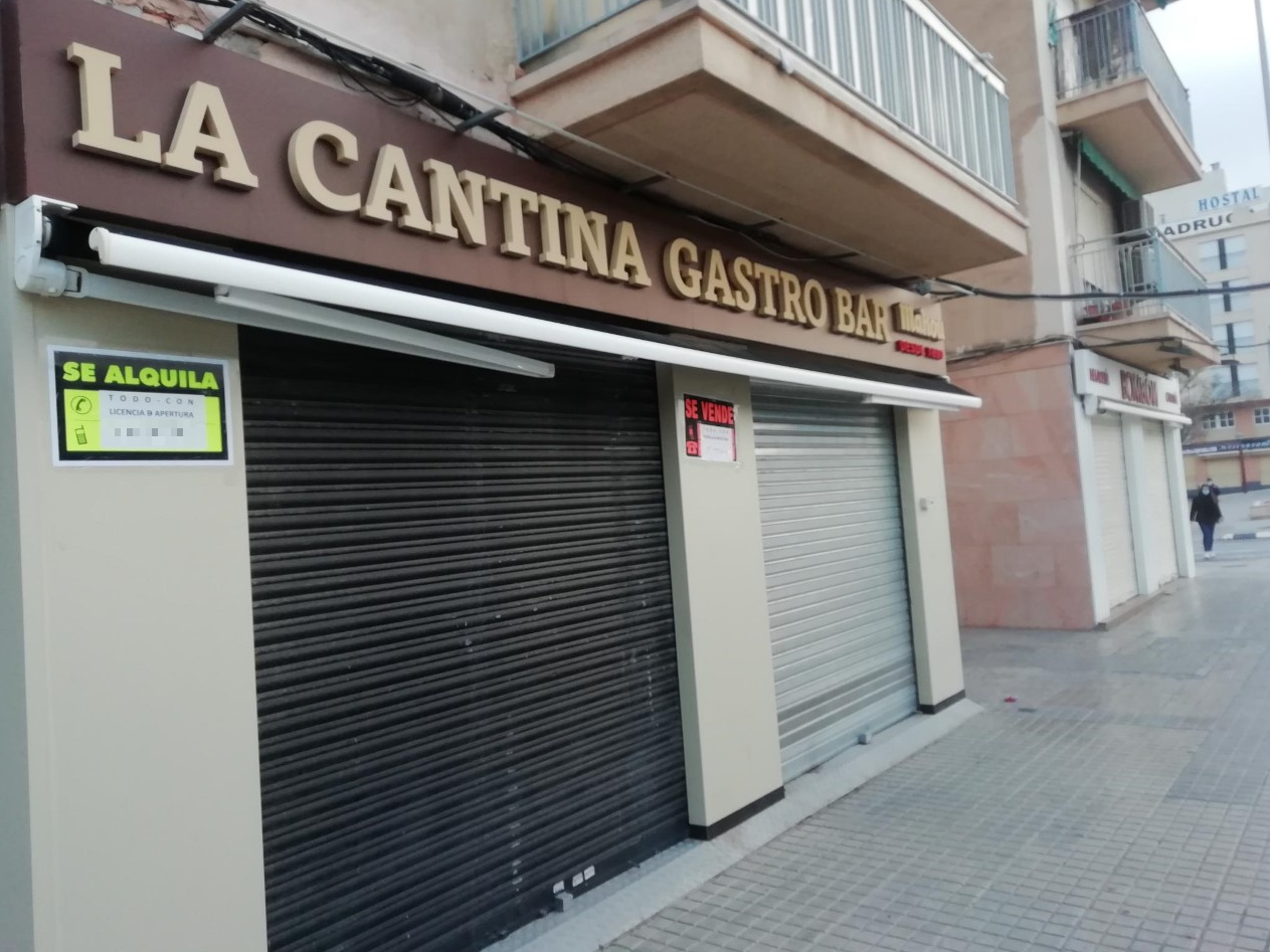 La covid-19 cierra en Elche en torno al 30% de los establecimientos de hostelería y ocio La covid-19 cierra en Elche en torno al 30% de los establecimientos de hostelería y ocio