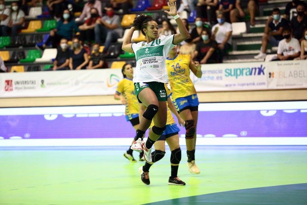 El Elche se juega más que dos puntos en el duelo aplazado ante Rocasa en Gran Canaria El Elche se juega más que dos puntos en el duelo aplazado ante Rocasa en Gran Canaria