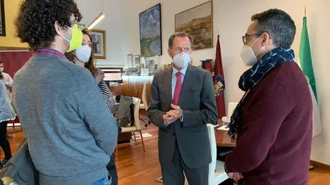 El Ayuntamiento inicia la contratación de los trabajadores con motivo del Plan Extraordinario COVID-19 de Diputación El Ayuntamiento inicia la contratación de los trabajadores con motivo del Plan Extraordinario COVID-19 de Diputación