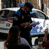 A Policía Local efectúa 26 denuncias esta fin de semana por incumprir as medidas sanitarias A Policía Local efectúa 26 denuncias esta fin de semana por incumprir as medidas sanitarias