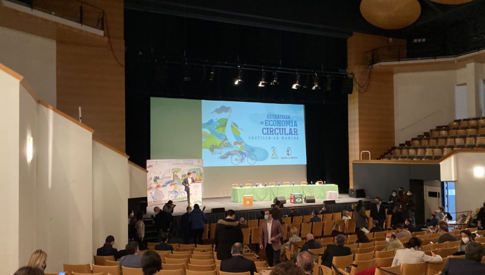 Presentación en el Auditorio de Cuenca