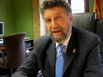 Alcalde Navia destaca el buen comportamiento de la gente en plena parada técnica de Ence. Alcalde Navia destaca el buen comportamiento de la gente en plena parada técnica de Ence.
