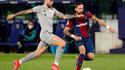 Jos&eacute; Luis Morales ante el Athletic