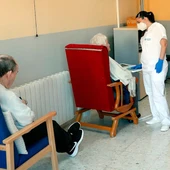Ancianos en las residencias de mayores Ancianos en las residencias de mayores