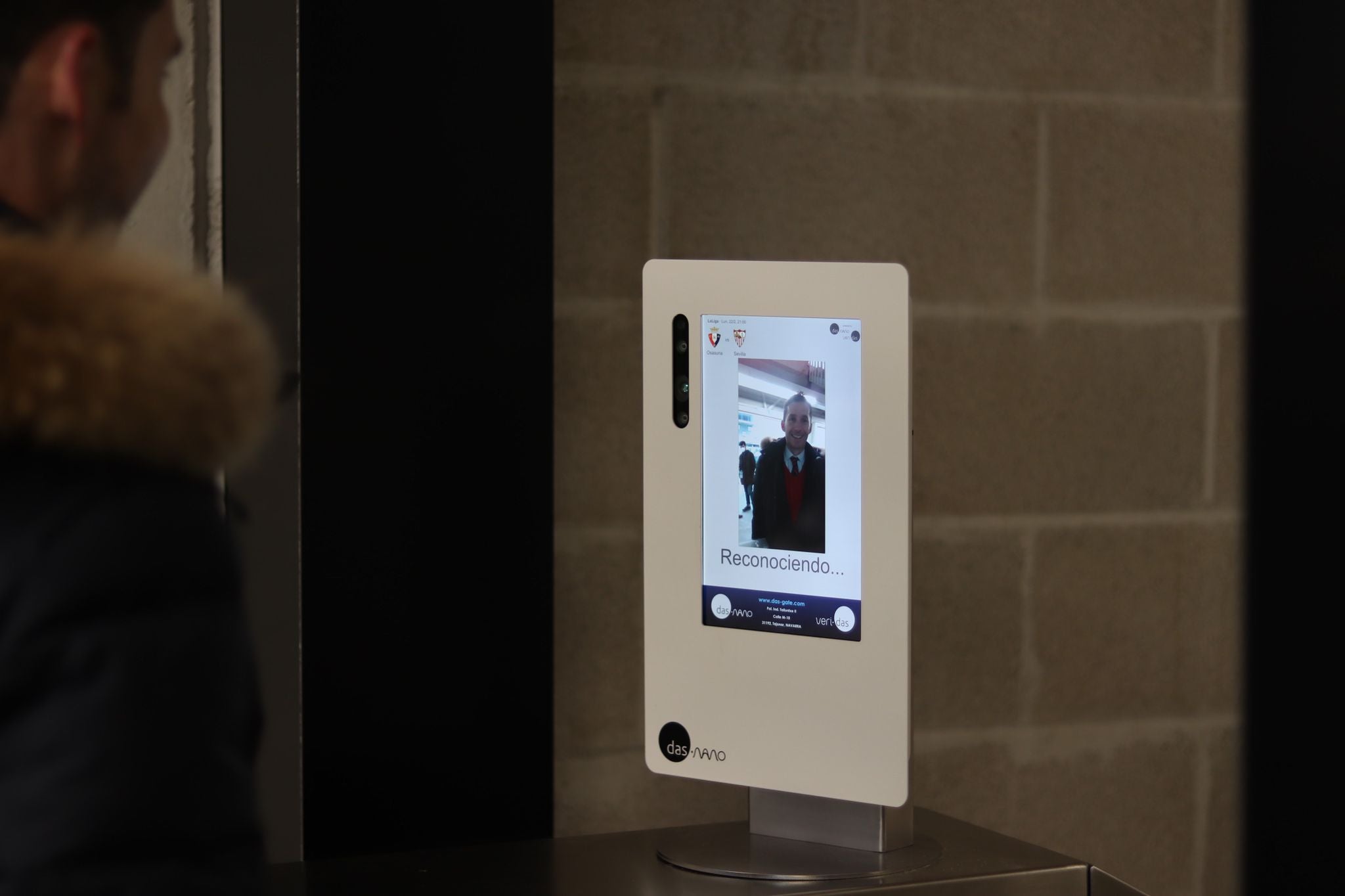 Eduardo Azanza: "El acceso biométrico está ya implantado en bancos, son procesos muy controlados desde la protección de datos" Eduardo Azanza: "El acceso biométrico está ya implantado en bancos, son procesos muy controlados desde la protección de datos"