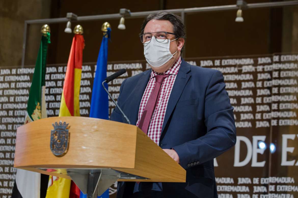 Extremadura retrasa a las 23,00 horas el toque de queda y aumenta aforos en hostelería, comercio, turismo y deporte, entre otros Extremadura retrasa a las 23,00 horas el toque de queda y aumenta aforos en hostelería, comercio, turismo y deporte, entre otros