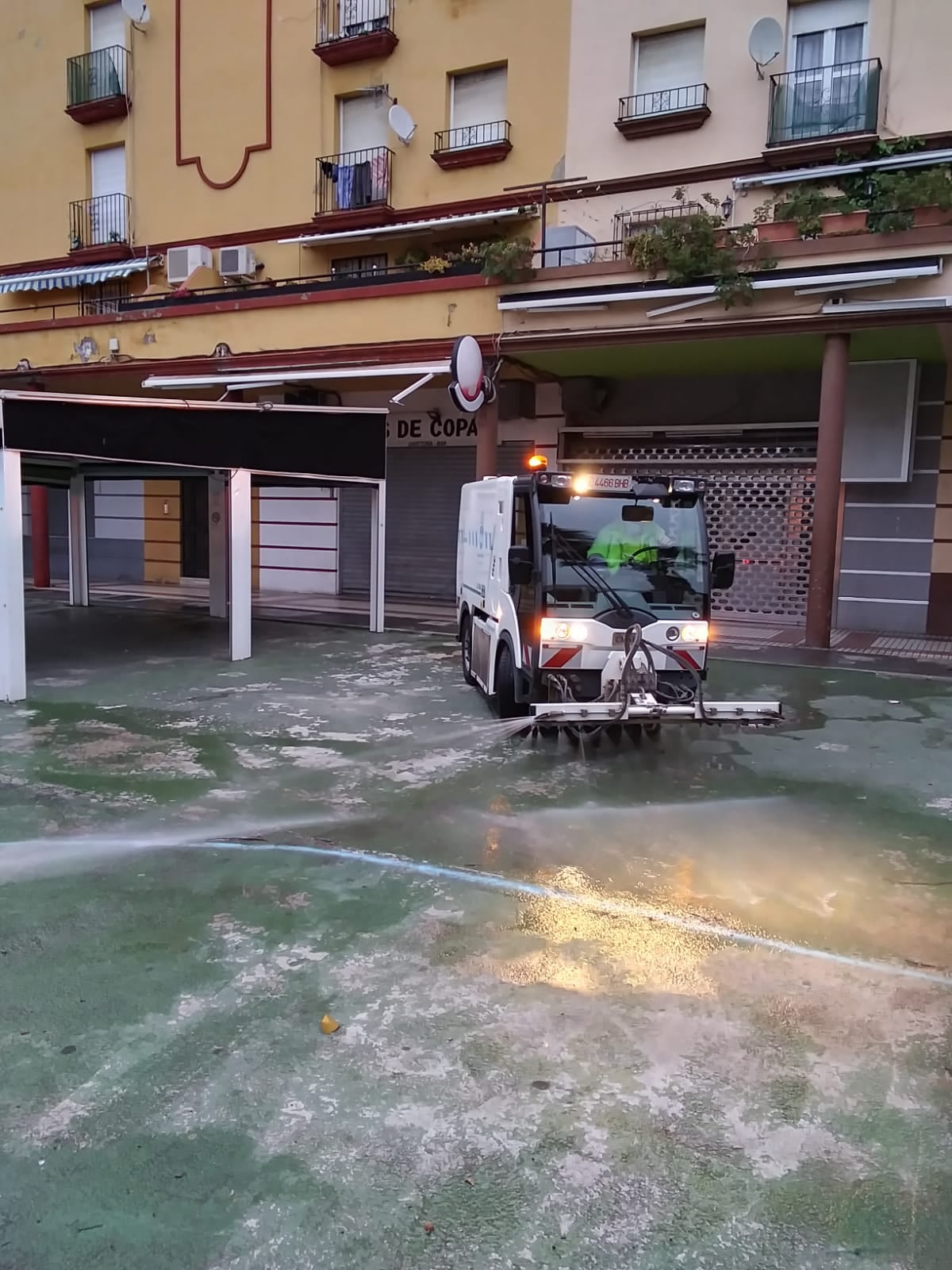 El Campo de Gibraltar Este, única área sanitaria que podrá ampliar sus horarios comerciales a partir del viernes El Campo de Gibraltar Este, única área sanitaria que podrá ampliar sus horarios comerciales a partir del viernes