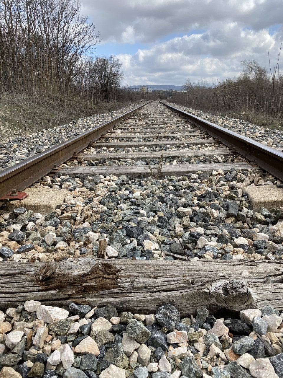 Teruel necesita un tren más rápido y que se adapte a las necesidades de los viajeros Teruel necesita un tren más rápido y que se adapte a las necesidades de los viajeros