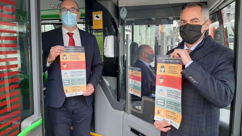 El concejal de Transportes, Manuel Villar, y el director de MASATUSA, Juan Antonio Martí El concejal de Transportes, Manuel Villar, y el director de MASATUSA, Juan Antonio Martí