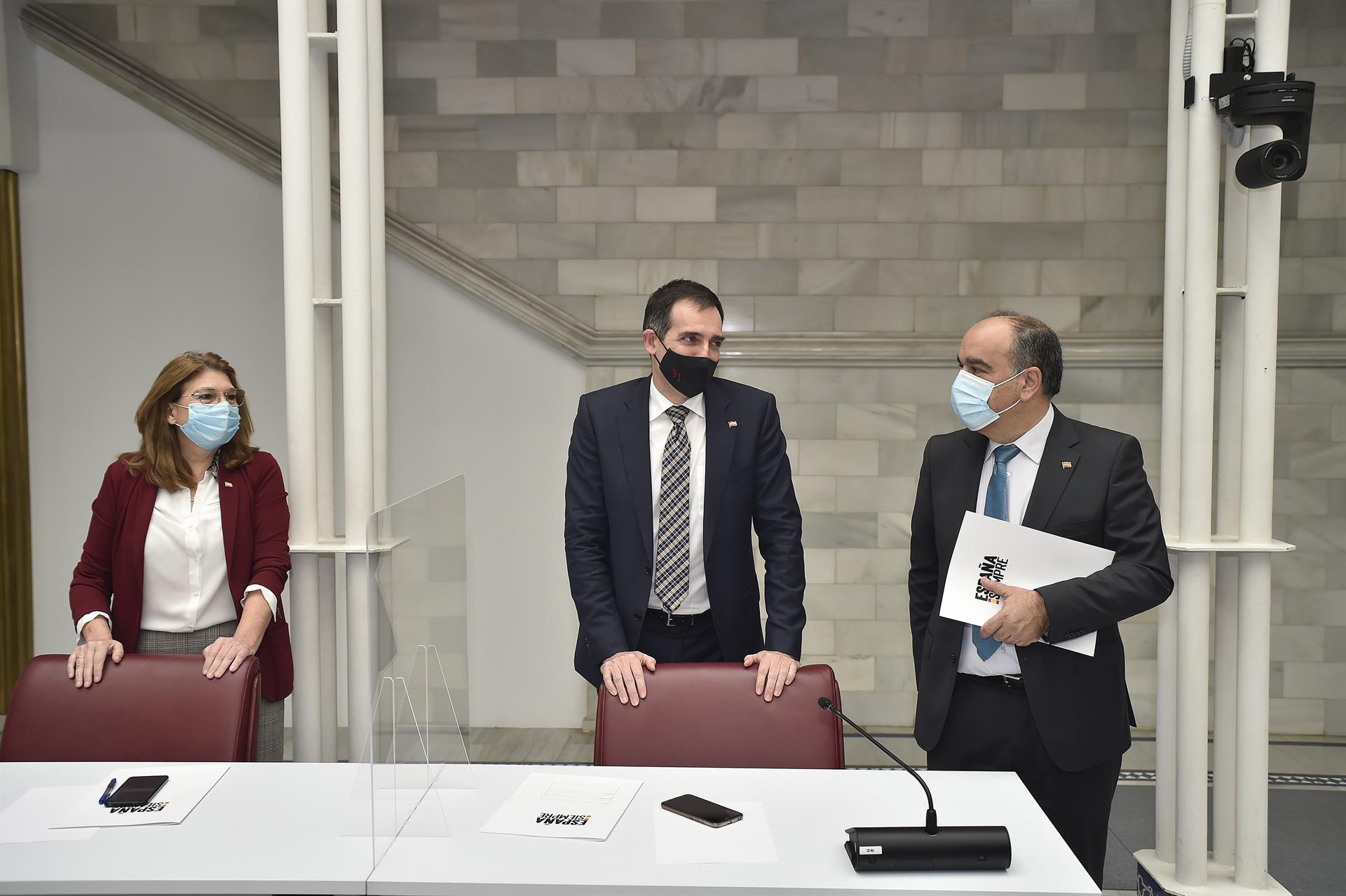 El grupo parlamentario VOX confirma su voto negativo y la moción de censura de Ciudadanos-PSOE no prosperará El grupo parlamentario VOX confirma su voto negativo y la moción de censura de Ciudadanos-PSOE no prosperará