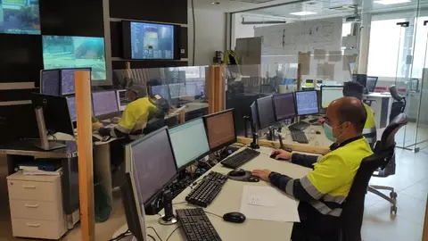 Ence-Navia reinicia trabajos tras parada técnica con inversión de 2 millones. Ence-Navia reinicia trabajos tras parada técnica con inversión de 2 millones.