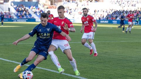 Liberto Beltrán, jugador del UCAM Murcia, en el partido contra el Real Murcia