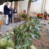 José Antº Latorre, edil de Fomento, marzo sigue siendo el mes de la alcachofa en Almoradí 