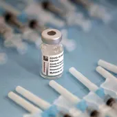 Una dosis de la vacuna de AstraZeneca. Una dosis de la vacuna de AstraZeneca.