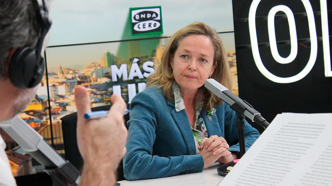 Calvi&ntilde;o durante la entrevista con Alsina
