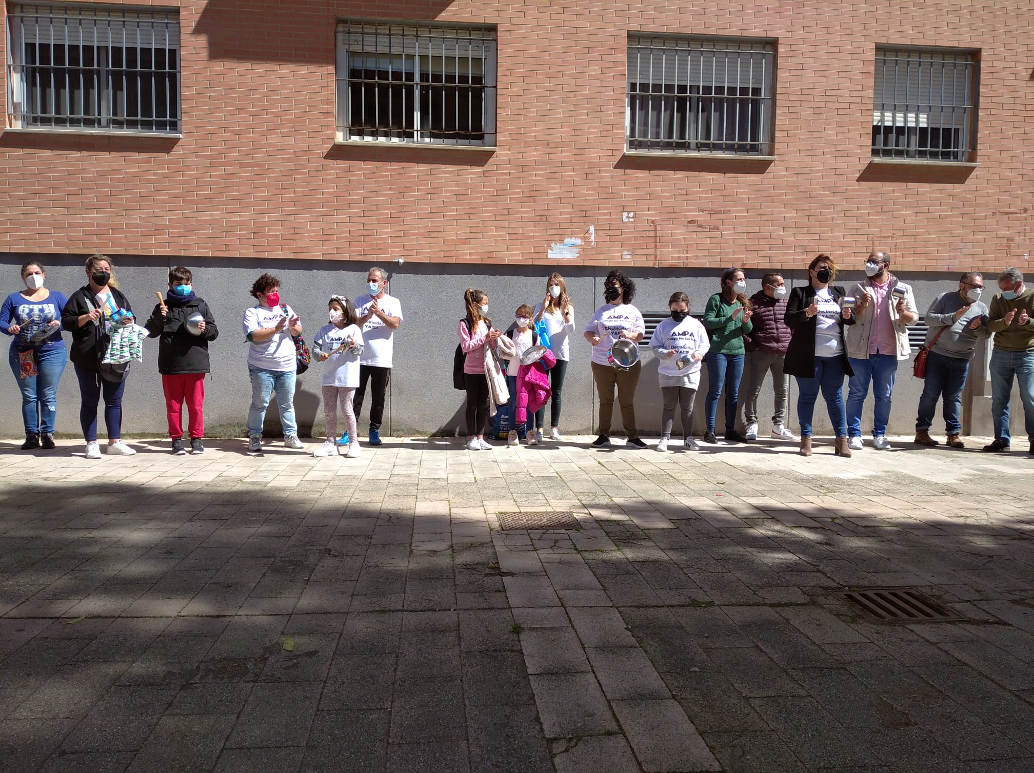 Las obras para renovar la instalación eléctrica del colegio del Río San Pedro comenzarán en junio Las obras para renovar la instalación eléctrica del colegio del Río San Pedro comenzarán en junio