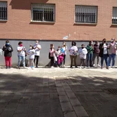 Una de las caceroladas en el Colegio Una de las caceroladas en el Colegio