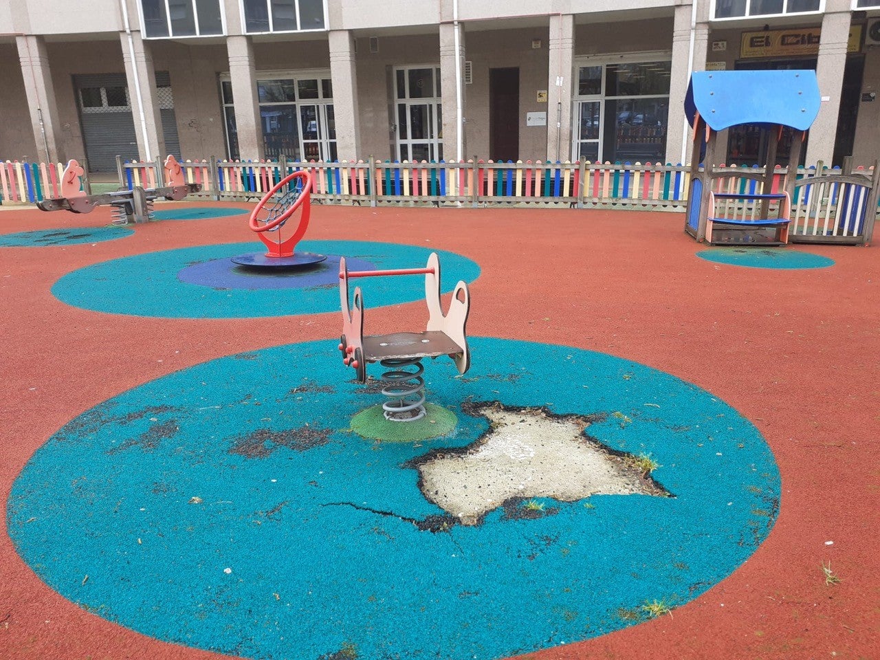 O Psoe insta o concello o arranxo dos parque infantís dos barrios O Psoe insta o concello o arranxo dos parque infantís dos barrios