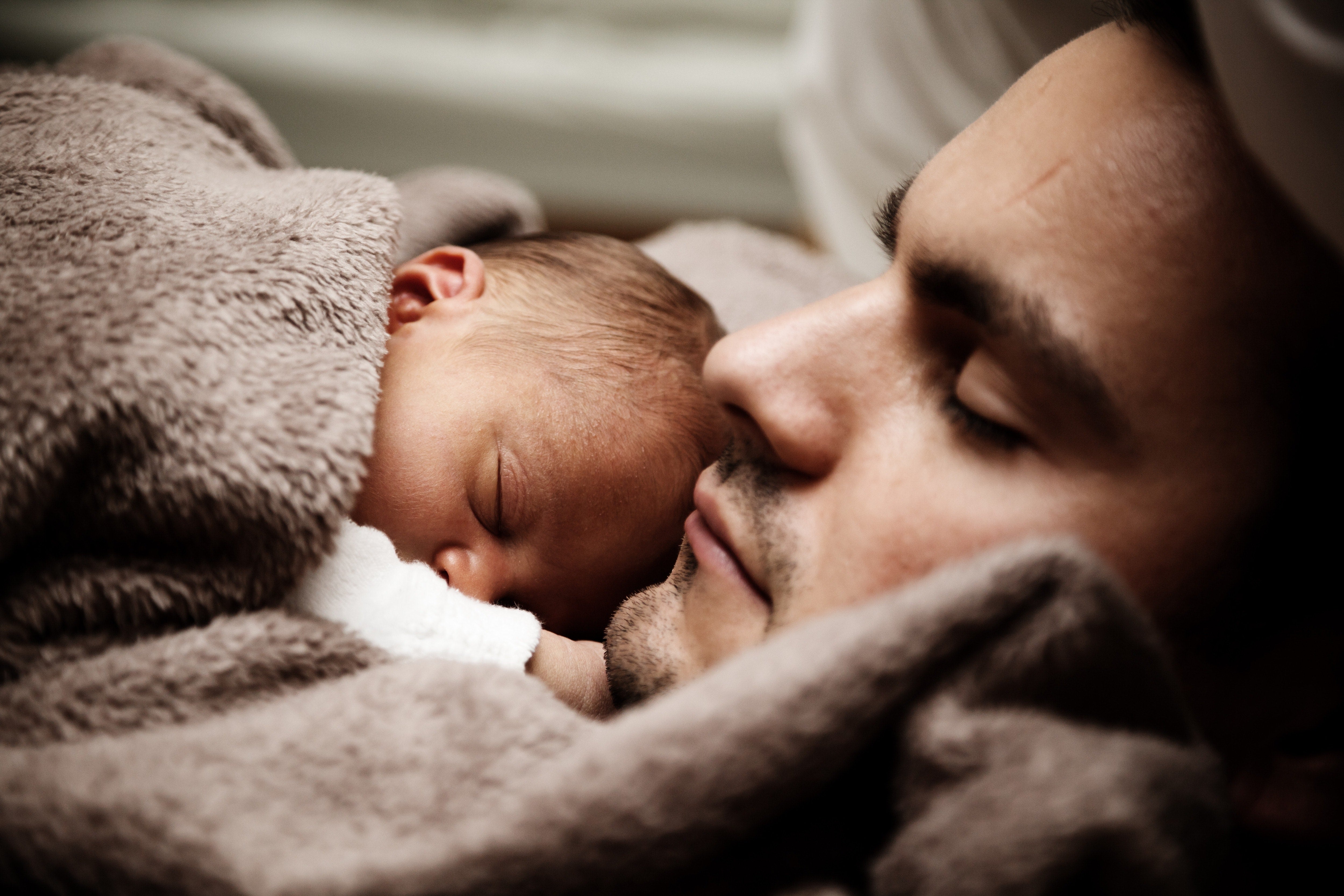 Ritxar Bacete: "La experiencia comprometida con la paternidad puede ser un factor de transformación de la personalidad del hombre" Ritxar Bacete: "La experiencia comprometida con la paternidad puede ser un factor de transformación de la personalidad del hombre"