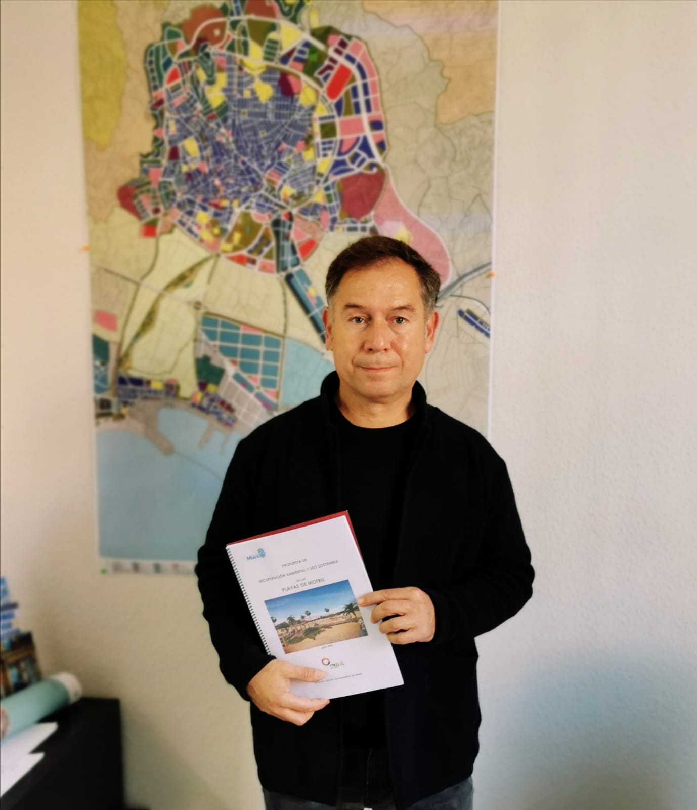 José Lemos nos valora el estado de las Playas de Motril y la necesidad de los espigones. José Lemos nos valora el estado de las Playas de Motril y la necesidad de los espigones.