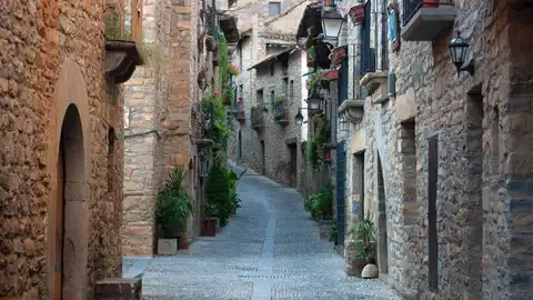 Aínsa, uno de los Pueblos Más Bonitos de España Aínsa, uno de los Pueblos Más Bonitos de España
