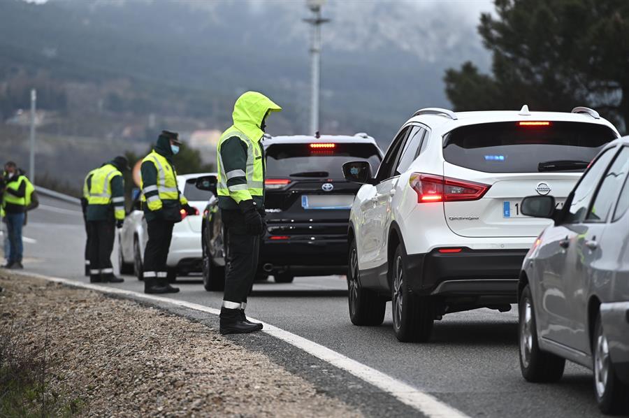 Nuevas medidas en Madrid, restricciones para Semana Santa en Andalucía, Cataluña, Valencia y últimas noticias del coronavirus en España hoy Nuevas medidas en Madrid, restricciones para Semana Santa en Andalucía, Cataluña, Valencia y últimas noticias del coronavirus en España hoy
