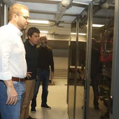 El Servicio de Informática y Telecomunicaciones se encargará de preparar esta información y remitirla a los empleados de la institución El Servicio de Informática y Telecomunicaciones se encargará de preparar esta información y remitirla a los empleados de la institución