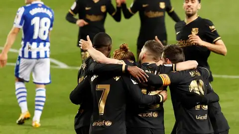 Los jugadores del FC Barcelona celebran el gol de Antoine Griezmann Los jugadores del FC Barcelona celebran el gol de Antoine Griezmann