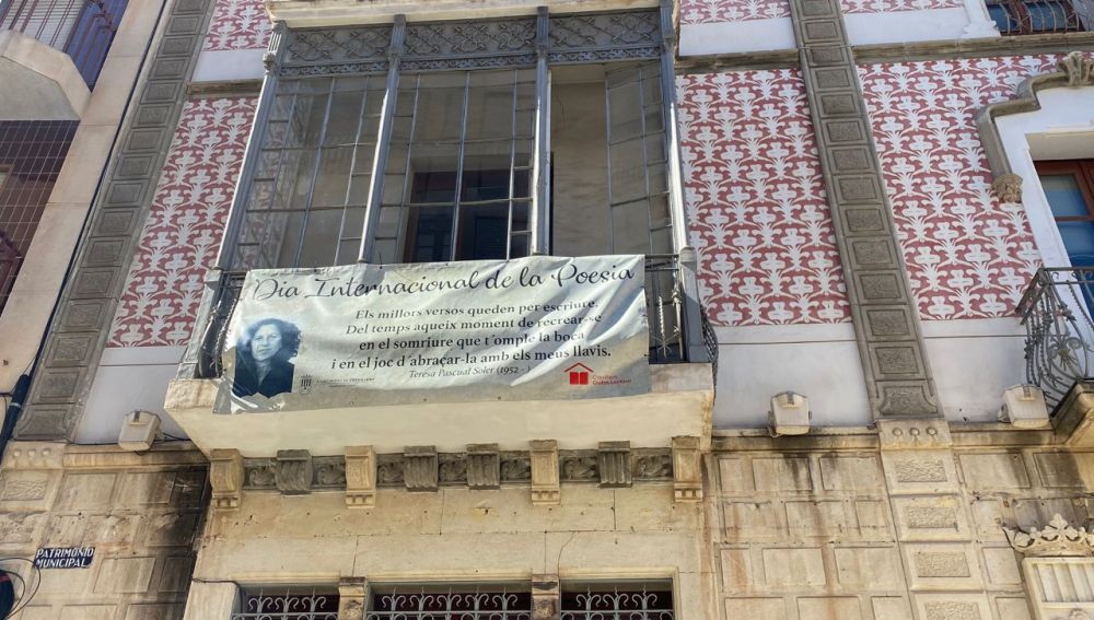 Día Mundial de la poesía de 2021 en Crevillent.