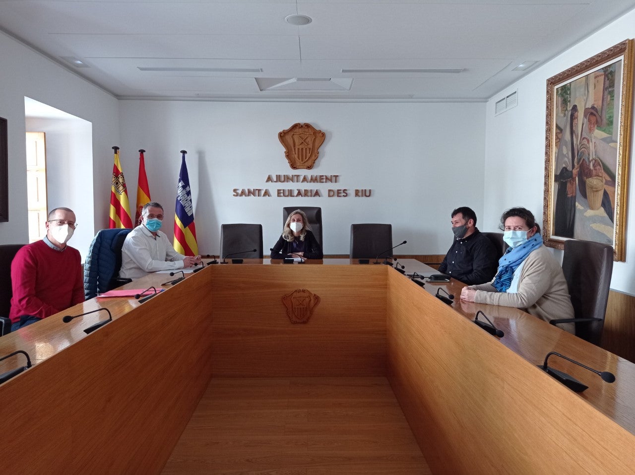 Santa Eulària abre los procedimientos para la contratación de informáticos, un educador social y un director de proyecto Santa Eulària abre los procedimientos para la contratación de informáticos, un educador social y un director de proyecto