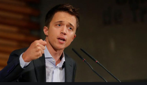 Íñigo Errejón: "Los trabajadores pobres no pueden sostener pensiones dignas" Íñigo Errejón: "Los trabajadores pobres no pueden sostener pensiones dignas"