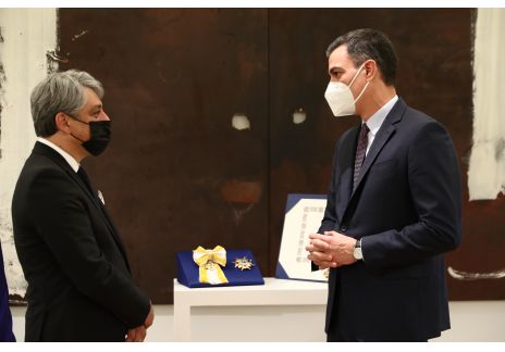 Luca de Meo, CEO del Grupo Renault, recibe la Gran Cruz de la Orden de Isabel la Católica Luca de Meo, CEO del Grupo Renault, recibe la Gran Cruz de la Orden de Isabel la Católica