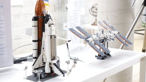 Cohete en el CREE de Rota