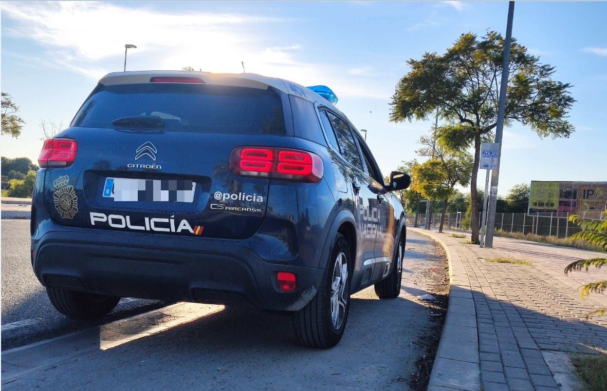 Una investigación iniciada en Santa Pola lleva a la policía desarticular una red que introducía billetes falsos de 500 euros Una investigación iniciada en Santa Pola lleva a la policía desarticular una red que introducía billetes falsos de 500 euros