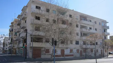 Edificio que va a ser demolido Edificio que va a ser demolido