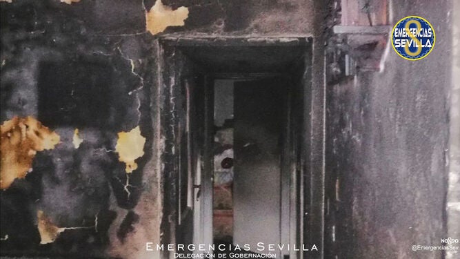 Mueren dos hermanos de 70 años en el incendio de su vivienda en la Macarena Mueren dos hermanos de 70 años en el incendio de su vivienda en la Macarena