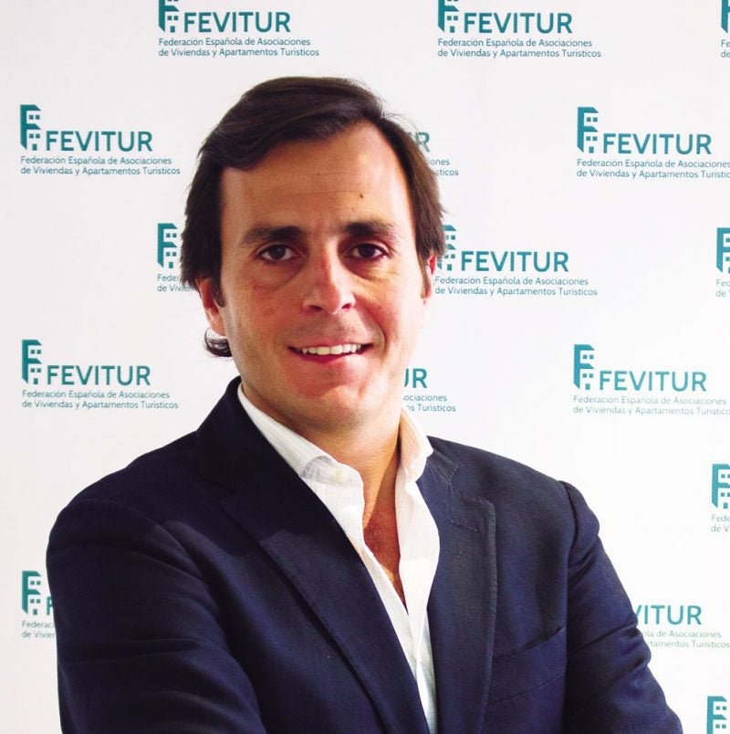 Pérez Lanzac, en Más de Uno: "Algunos han usado la vivienda turística como cabeza de turco para tapar otras deficiencias en materia de vivienda" Pérez Lanzac, en Más de Uno: "Algunos han usado la vivienda turística como cabeza de turco para tapar otras deficiencias en materia de vivienda"