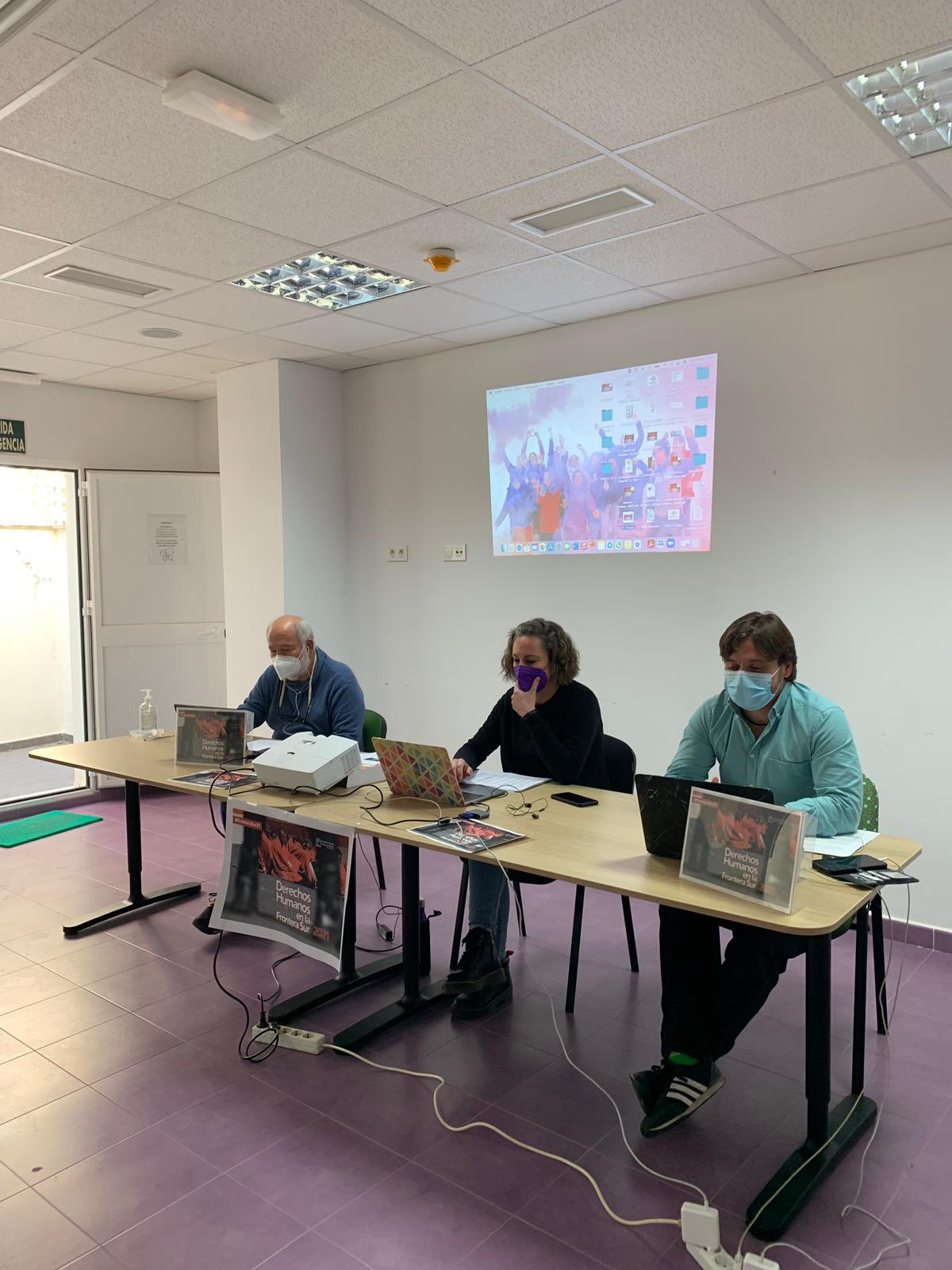 Más de 1700 personas murieron al intentar llegar a España Más de 1700 personas murieron al intentar llegar a España