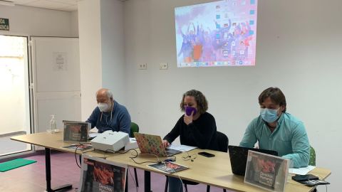 Instantes de la presentaci&oacute;n del informe en C&aacute;diz