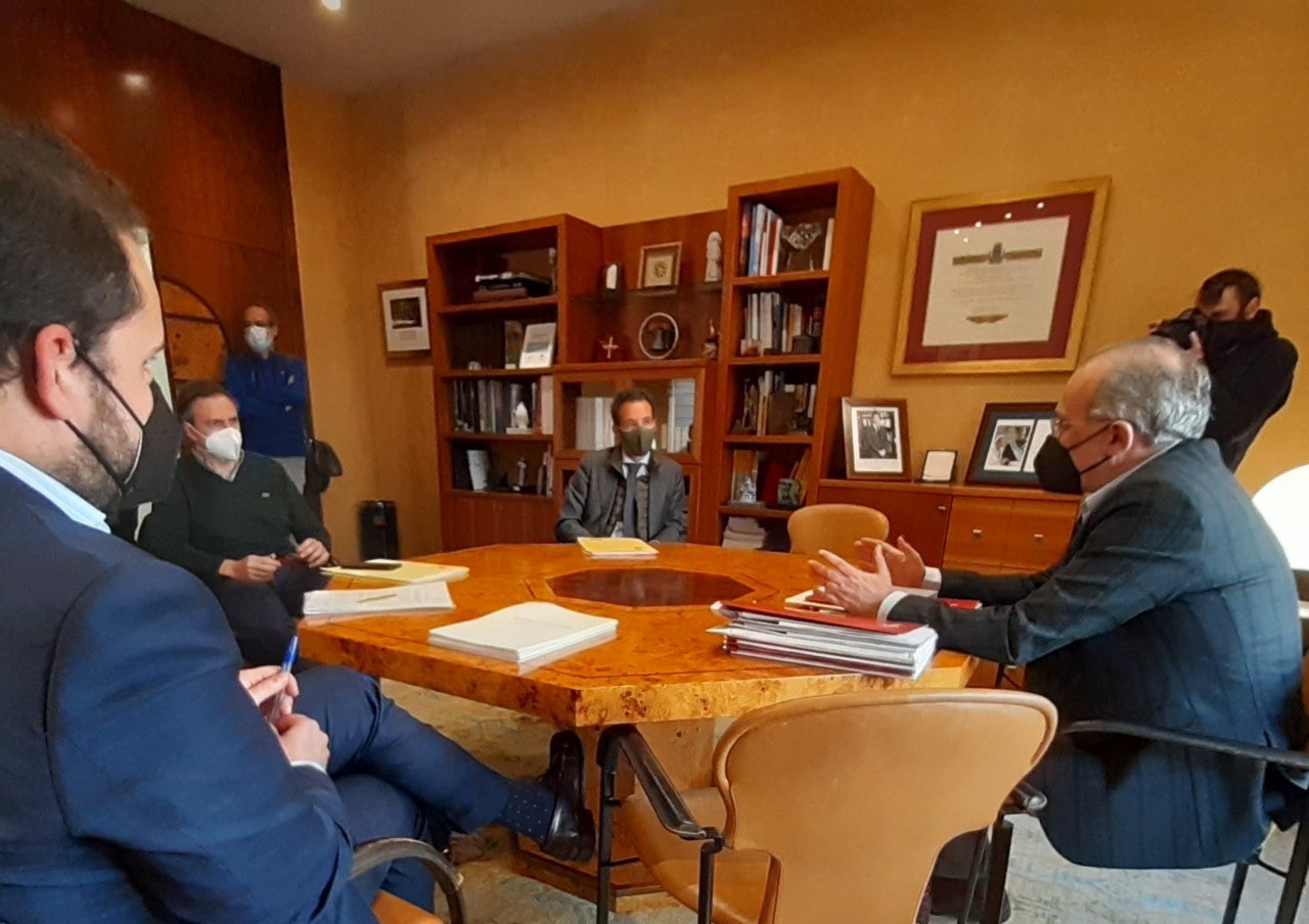 Los plazos de concesión de licencias en Oviedo se reducen Los plazos de concesión de licencias en Oviedo se reducen