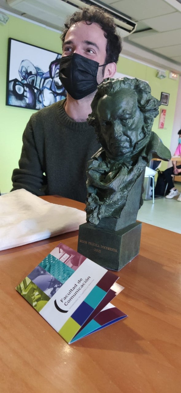 “El año del descubrimiento” se proyectará en todos los Campus de Castilla-La Mancha el 13 de abril “El año del descubrimiento” se proyectará en todos los Campus de Castilla-La Mancha el 13 de abril