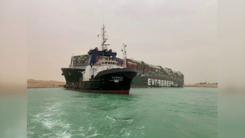 Atasco en el Canal de Suez