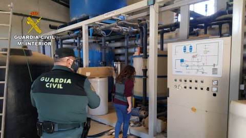 La Guardia Civil destapa una trama delictiva dedicada al uso de desalobradoras en el Campo de Cartagena La Guardia Civil destapa una trama delictiva dedicada al uso de desalobradoras en el Campo de Cartagena